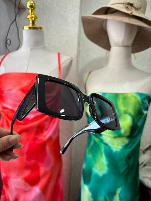 Fashionable Retro Square Frame Sunglasses